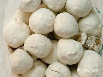 这才有老北京的仪式感，排队都要来买的元宵～锦芳！