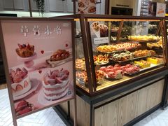 面包甜点陈列柜-多乐之日(颐堤港店)