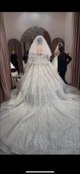 -PAI婚纱礼服设计馆【大牌租赁/高级定制】