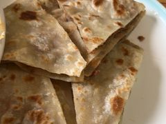 -溢心园香河肉饼总店