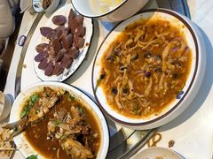 -品北铁锅炖  东北特色菜(北极大街店)
