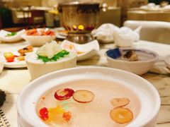 -雍和会海鲜姿造自助(湖东路店)