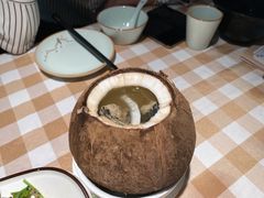 原只椰子炖乌鸡-珍味汤馆·潮汕家乡菜(保利文化广场店)