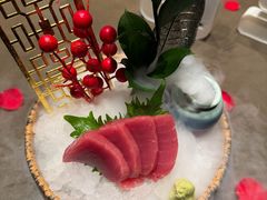 -蟹犇前•帝王蟹雪蟹(陆家嘴店)