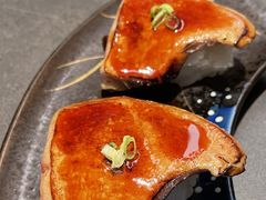 -铭牛烧肉·和牛海鲜自助(高新月牙湖店)