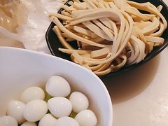 -小骨煲金华砂锅(转塘金街美地店)