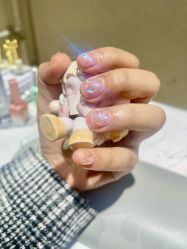 -甲·铺轻奢美甲美睫