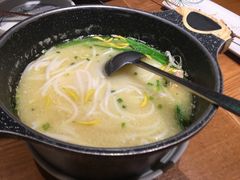 云南过桥米线-云海肴·汽锅鸡·云南菜(天山百盛优客店)