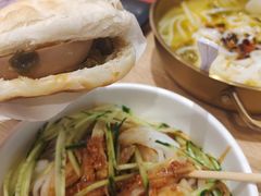 -金记 酿皮·煲烧饭(万博店)
