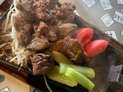 -穹六人间 people 6(岳阳路店)