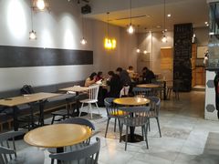 用餐区-HELLO 27 意面·沙拉·帕尼尼