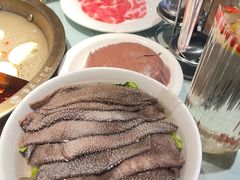 -小天鹅火锅·一线江景洪鼎旗舰店(洪崖洞店)