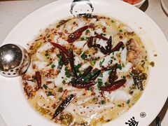 -江渔儿酸菜鱼(港湾1号店)