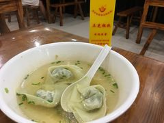 -潘国仙耳光馄饨(黄家阙路店)