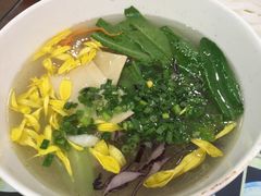 -桥香园正宗过桥米线(机场五店)
