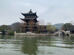 -鲁镇