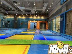 -探奇乐园蹦床公园(日月广场店)