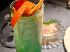 橙海-弦月窗LUNETTE BY AMANDA(复兴路店)