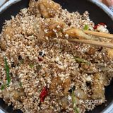 今天吃避风塘牛蛙 一整个外酥里嫩 简直太够味了