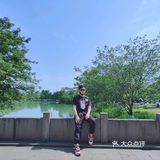 里头其实很大，走的话其实要花很多时间走也不一定能走完