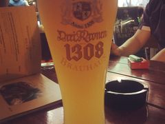 皇冠自酿啤酒坊-皇冠自酿啤酒坊(中国红街5号楼店)