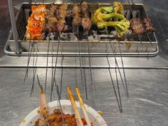 -绿地三只羊羊肉串(万科店)