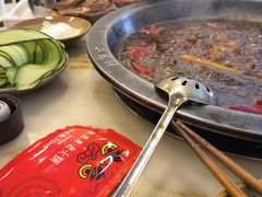 -黄潇洒老火锅(九眼桥宏济巷店)