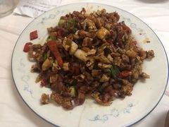 白辣椒炒鸡胗-新新湘菜馆(新中街二条店)