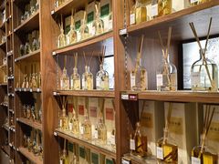 -代字行家居 DZH HOME(正弘城店)