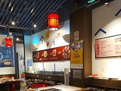 -尚尚仙·酸汤猪手·猪肚鸡火锅(华联万柳购物中心店)