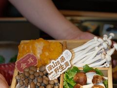 -廖掌柜·重庆鲜货火锅(上海首店)