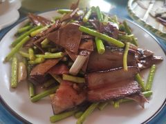 -阆辣荟餐饮(老味道8年·古城店)