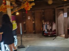 -暴风岛沉浸式体验馆(百联世纪店)