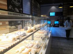 面包甜点陈列柜-野上麦田(中贸广场店)
