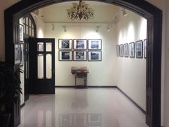 iphone_upload_pic-良友书坊(安徽路店)