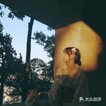 今天陪我超级好看的小姐妹拍和服地点就约在了鹅岭公园