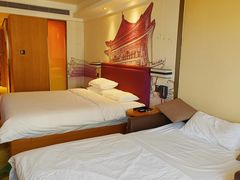 -西安钟楼北大街希尔顿欢朋酒店