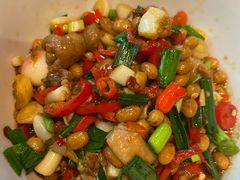 腊八豆炒肥肠-山涧肴·泉水煮活鱼(坂田店)