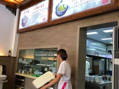 -笑来喜馄饨小笼工坊店(湖滨街店)