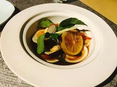 -穹六人间 people 6(岳阳路店)