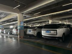 -鄂尔多斯伊金霍洛国际机场