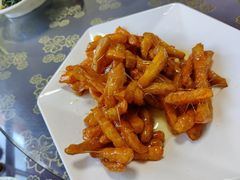拔丝红薯-杨林闻老三酸菜鱼(总店)