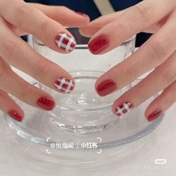-悦指间美甲美睫
