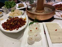 -珺小七铜锅涮肉(桃园路店)