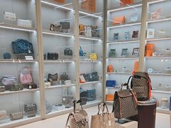 -FUN LUXURY范加奢品(蟠龙天地店)