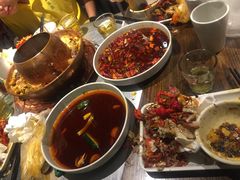 -龙巢盱眙龙虾·牛蛙·烧烤宵夜(八卦岭店)