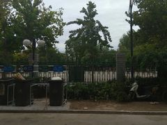 -陈经纶中学劲松分校小学部(平乐园校区)