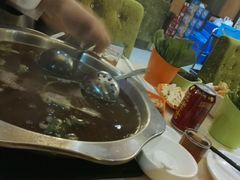 -悦牧·酸汤牛肉火锅(沃尔玛店)