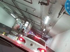 -中山公园-龙之梦停车场