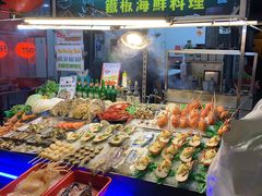 -六合夜市